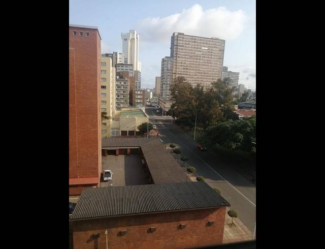 1 BEDROOM PROPERTY TO RENT IN NORTH BEACH